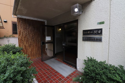 【エントランス】 | シャンボール関目 | 建物の内部です