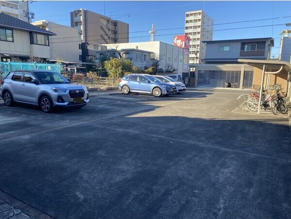 セント・ウェスティンの駐車場
