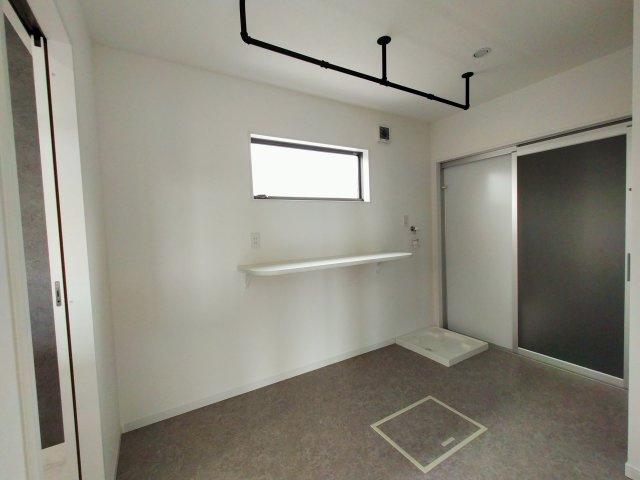 松瀬町平屋戸建の脱衣所