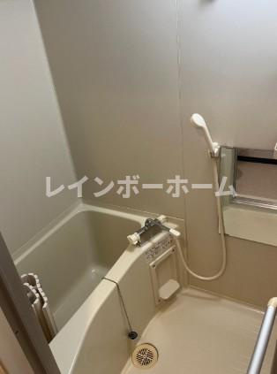 アクアタウンイーストⅠの浴室|同物件別号室参考写真です。