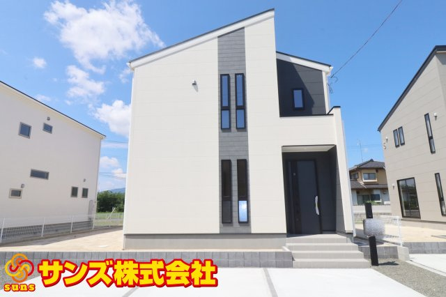 郡山市大槻町字上柵　　　２号棟　　　大槻小学校、大槻中学区　の外観|東側から見た外観♪