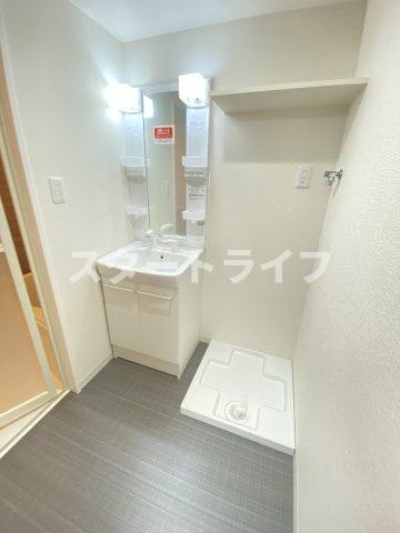 大阪市東淀川区淡路３丁目の賃貸マンションの洗面所