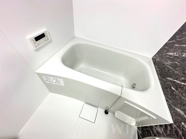 フリーデンハイム潮崎の浴室