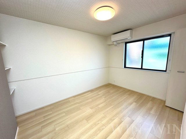 フリーデンハイム潮崎の寝室