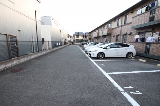 【駐車場】 | ルミエール　B棟