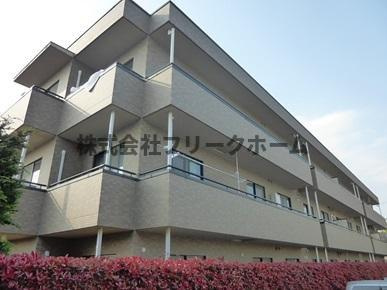 三鷹市牟礼１丁目の賃貸マンションの外観