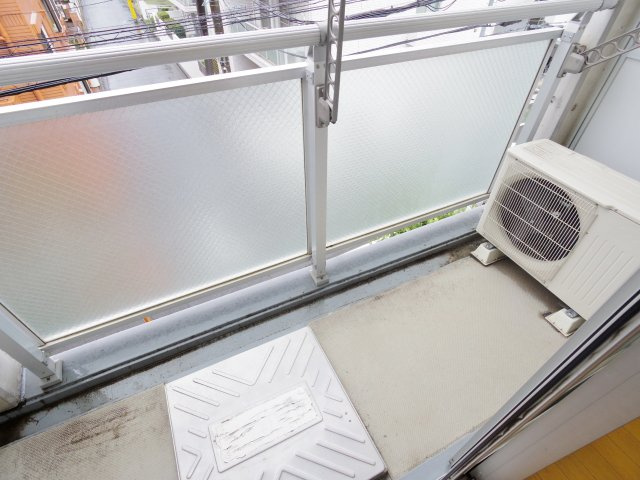ビイルーム小金井のバルコニー