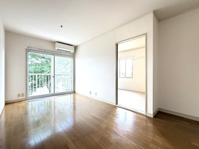 アーバン上堂の居間・リビング