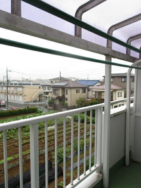 ヴィラヨシダ東川口のバルコニー