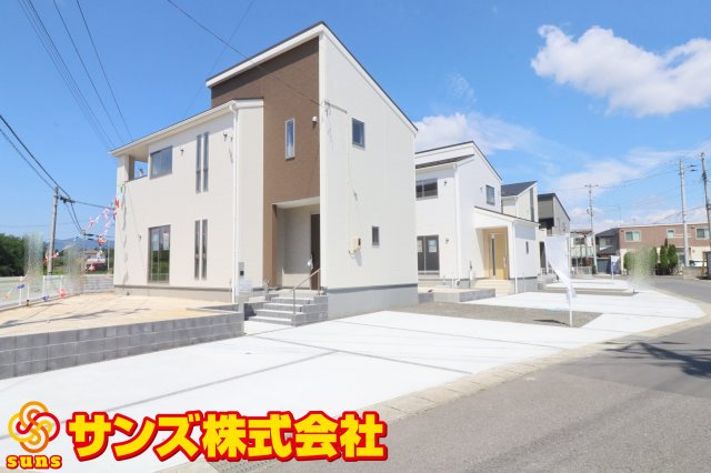 郡山市大槻町字上柵　　　３号棟　　　大槻小学校、大槻中学区　の外観|南東側から見た区画全体♪