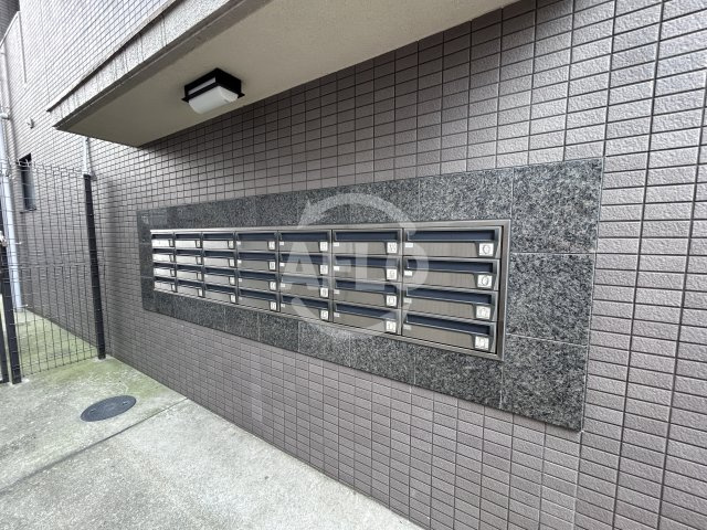 ヴェリテ新大阪の設備|ヴェリテ新大阪　メールボックス