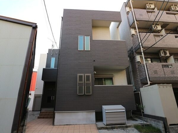 Grandtic堀田の外観