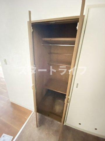大阪市東淀川区東中島４丁目の賃貸マンションの収納|参考写真