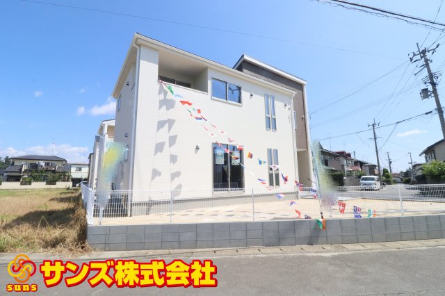 郡山市大槻町字上柵　　　４号棟　　　大槻小学校、大槻中学区　の前面道路含む現地写真|東側前面道路