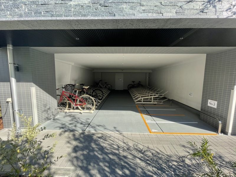 アイルリーヴァ向島の駐車場|駐輪場