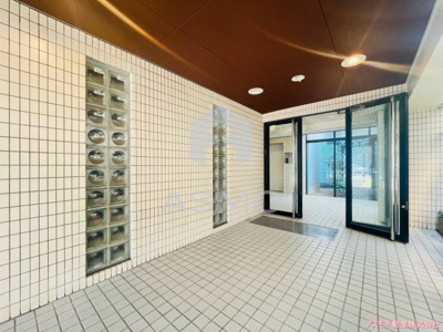 【エントランス】 | ロイヤル山崎