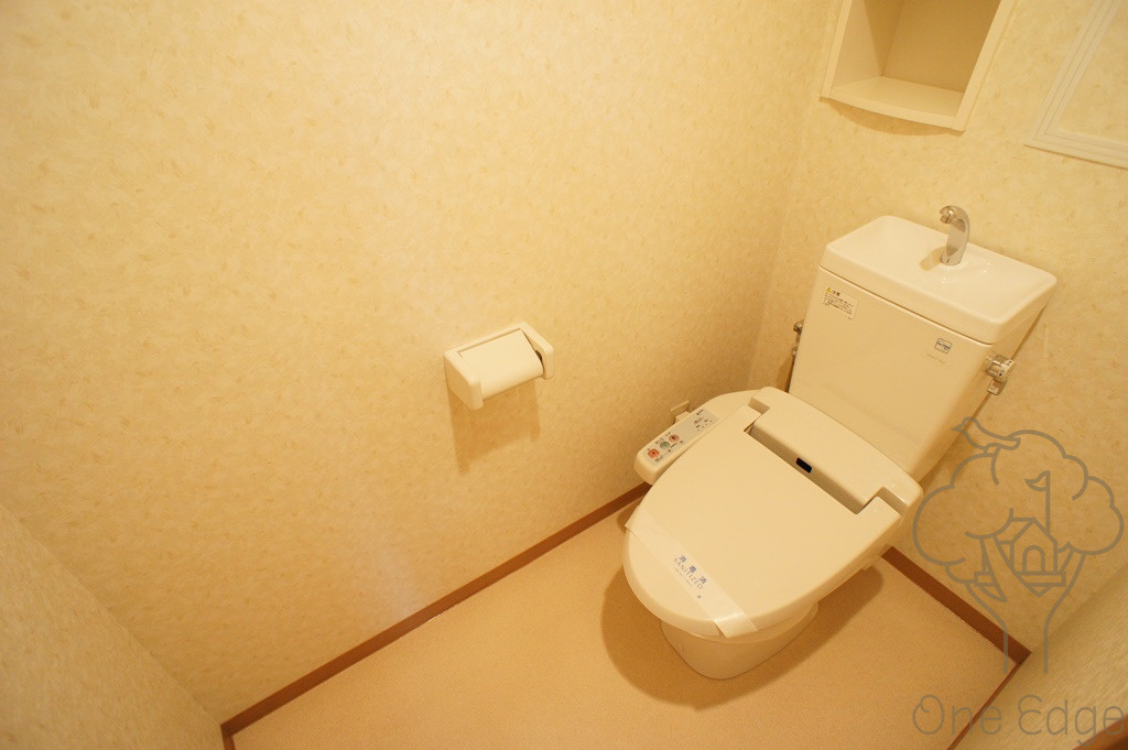 CHEZ CLARAのトイレ