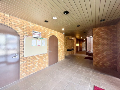 【その他共用部分】 | セントラル朝日が丘 | 現在ご返済中のカーローン・カードローン・教育ローンなどを住宅ローンに一本化したり、家具家電購入費用・引越し費用を住宅ローンと組み合わせるなど、お客さまにメリットの多い住宅ローンのご提案が可能です。