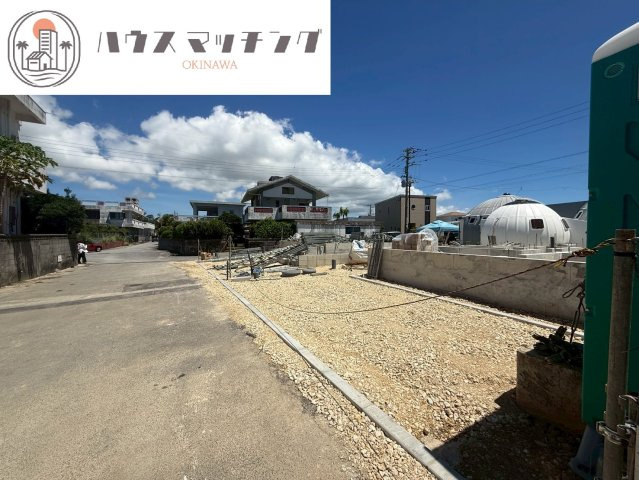 クレイドルガーデンうるま市勝連南風原　第６・２号棟のその他|前面道路含む現地写真、７月下旬完成予定です！