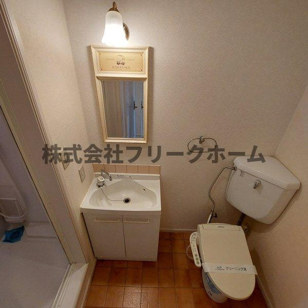 小金井市緑町５丁目のアパートのトイレ