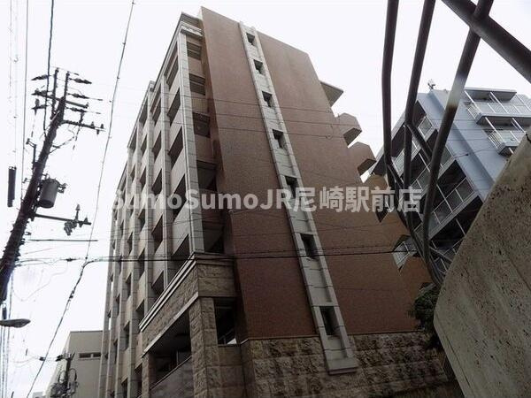 プレサンス淀リーヴァの外観