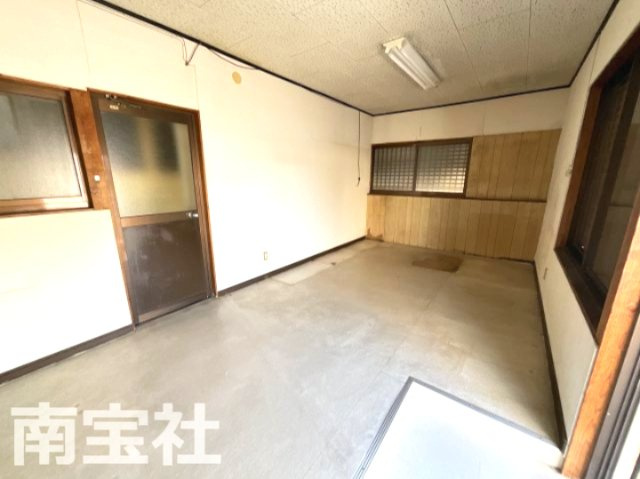 【居間・リビング】