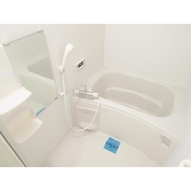 アスピリア　ｓｏｍｍｅ　ｂｅａｕｔｅの浴室