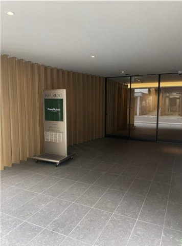 プライムメゾン日本橋馬喰町のエントランス