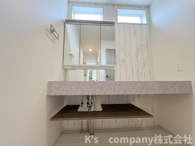 ◎茅ヶ崎市東海岸南6丁目　新築戸建　2号棟のその他|洗面スペースにゆとりがあり、朝の忙しい時間帯にご家族がストレスなくご準備いただけます◇
