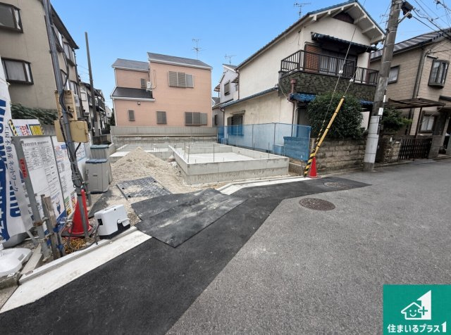 堺市美原区菩提　第2期　新築一戸建ての前面道路含む現地写真|現在建築中！落ち着いた街並みで新生活を始めることが出来そう！周辺の物件も併せてご紹介させて頂きます！