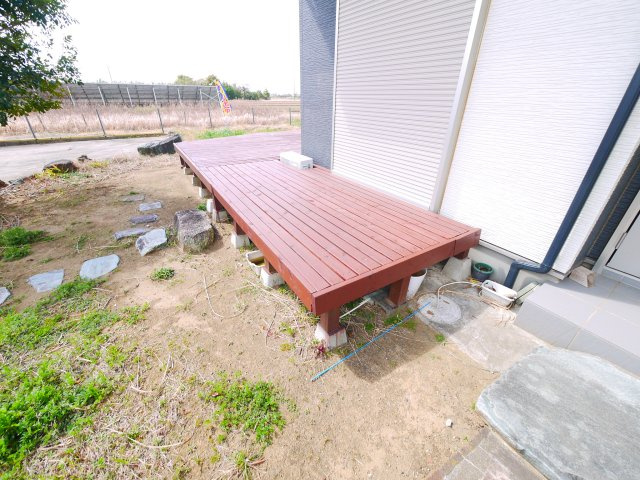 大網白里市南今泉　中古戸建の庭|敷地約473坪 平成29年4月築3LDK+別棟平屋+車庫+テニスコート付 白里海水浴場徒歩約18分