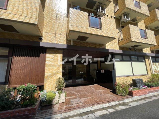 サニークレスト蒲田のエントランス