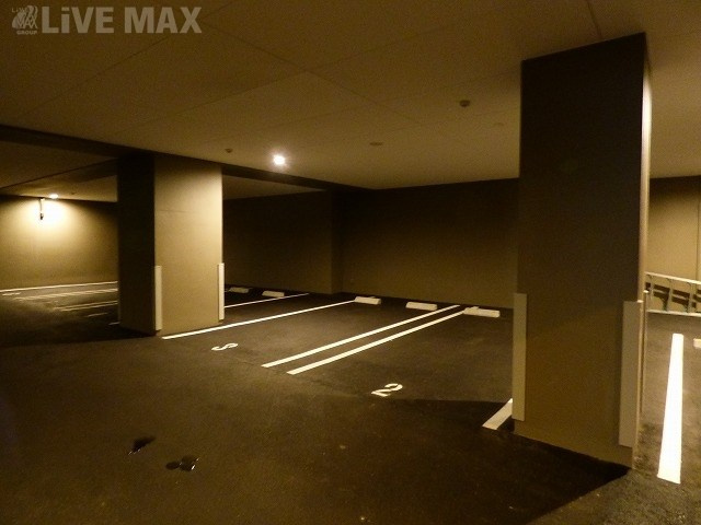 【駐車場】トラストレジデンス博多駅南