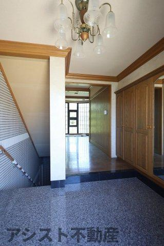 中間市中央売戸建ての玄関|シンプルで使いやすい玄関です