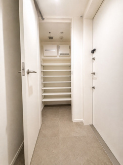 【玄関】 | ＷＯＲＬＤ　ＴＯＷＥＲ　ＲＥＳＩＤＥＮＣＥ