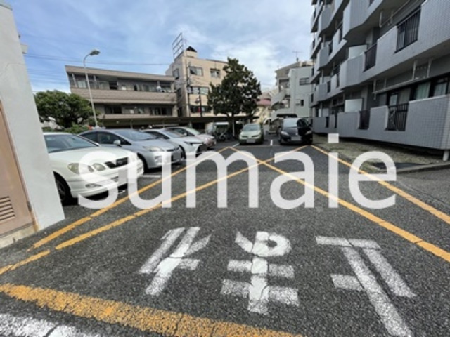 グランパレス堀口の駐車場|敷地内駐車場。（要確認）