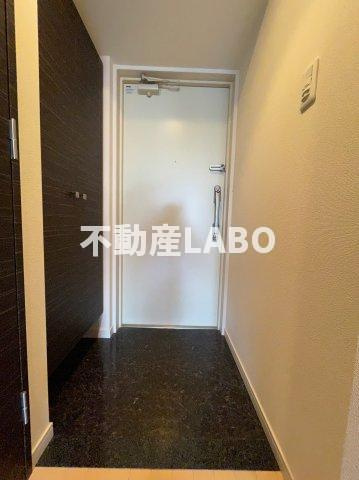 クリスタルグランツ大阪BAYの玄関