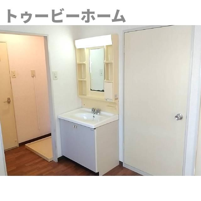 パークサイド美杉台の洗面所|ゆったりとスペースのある洗面所