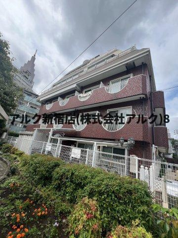 パレス北参道の外観