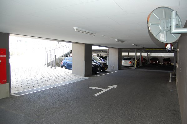 敷地内駐車場