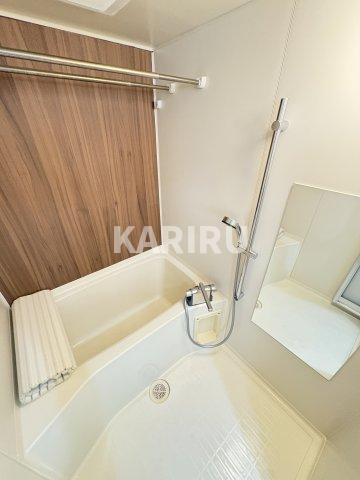 フレグランス鶴見の浴室