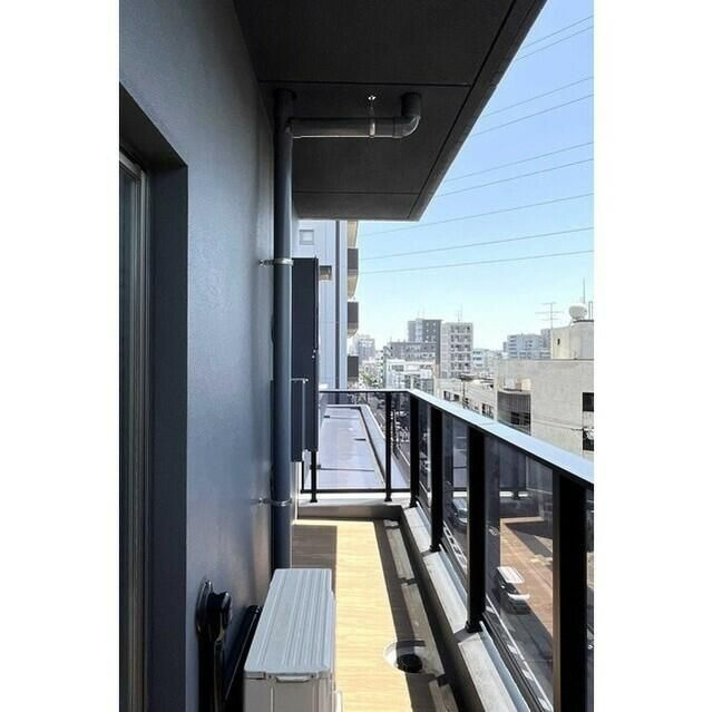 町田市中町２丁目の賃貸マンションのバルコニー