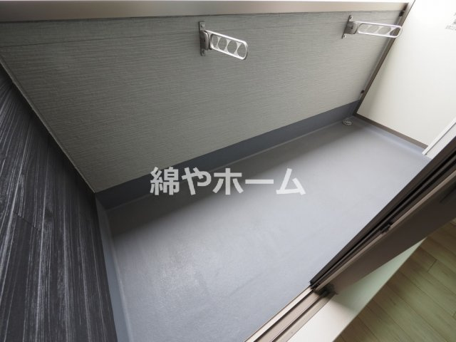 フジパレス エン Ⅲ号館のバルコニー|開放的で明るい空間を演出してくれるバルコニーです