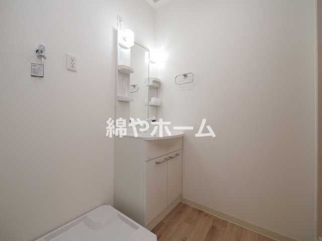 フジパレス エン Ⅲ号館の洗面所|脱衣スペースもあります