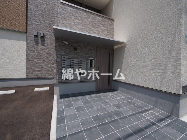 フジパレス エン Ⅲ号館のエントランス|毎日通るエントランスはこのようになっています