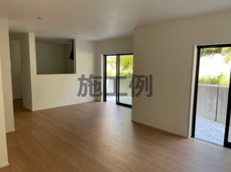 【居間・リビング】 | 横浜市戸塚区上矢部町　新築戸建て　全２棟　今回販売1棟 | 施工例