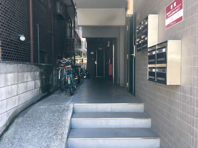 神名月のエントランス