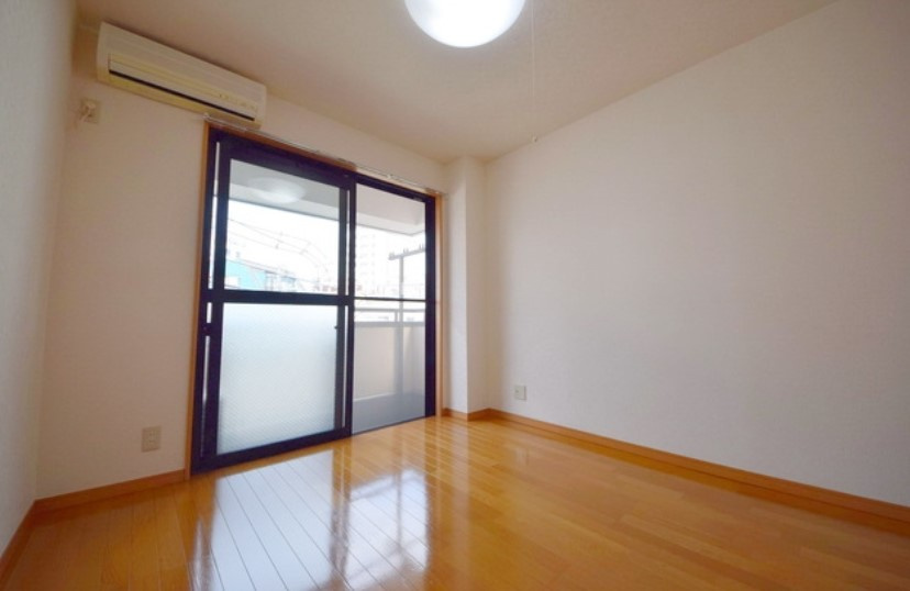 ＴＹＭの居間・リビング|同物件別部屋参考写真