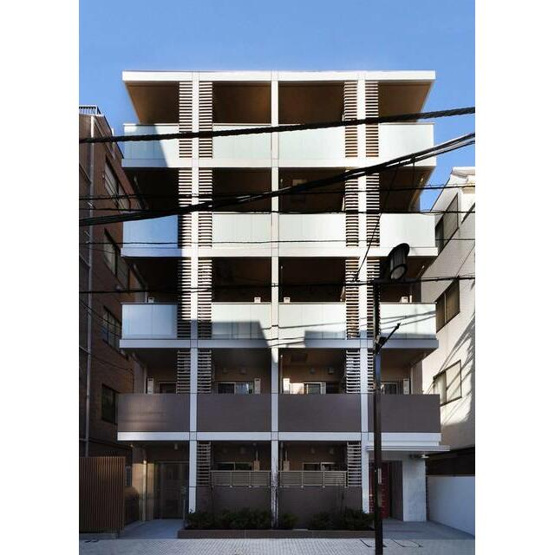 【外観】 | オーキッドコート下井草 | 鉄筋コンクリート造のがっちりとした建物。