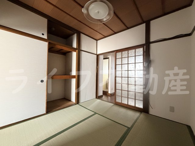 花園ハイツの和室